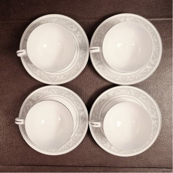 Vintage W. Dalton Whitney Pattern Imperial China 5671 Teacup & Saucer set of 4 - Picture 2 of 7